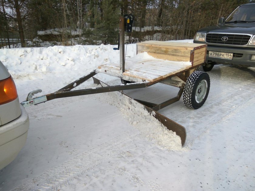 Снегоуборочный отвал для Toyota Land Cruiser 80