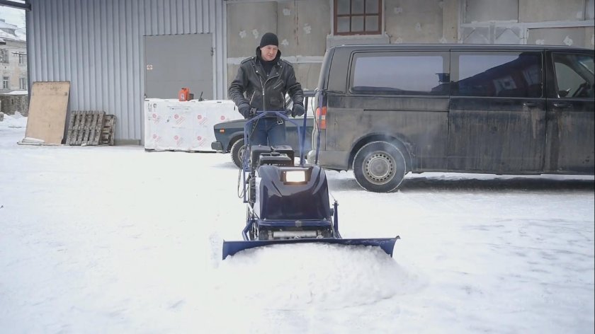 Отвал снегоуборочный Бурлак-м2 вес