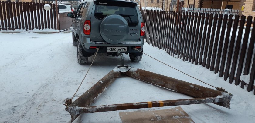 Снегоотвал на ниву Шевроле