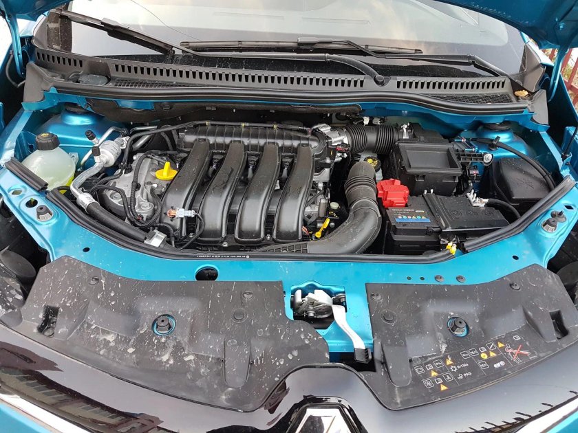 Рено Каптюр под капотом