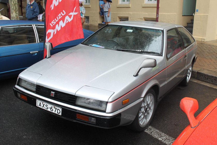 Исузу Пиаза 1979