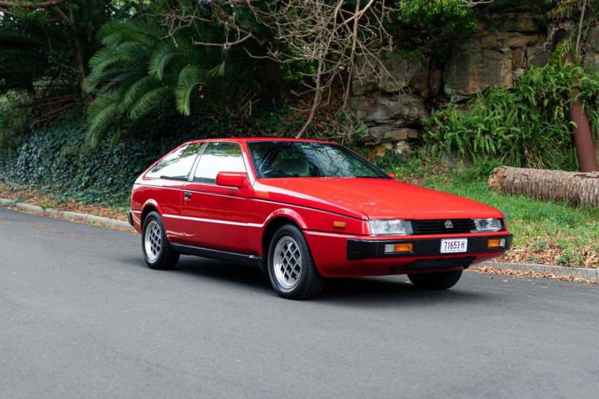 Исузу Пиаза 1986