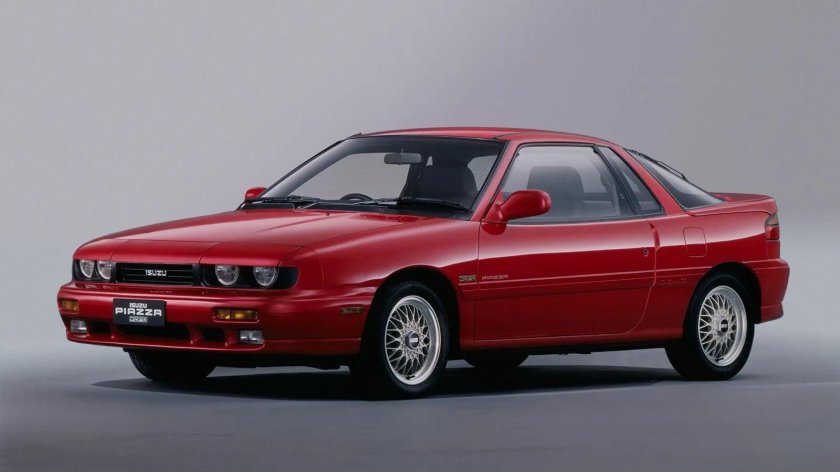 Исузу Пиаза