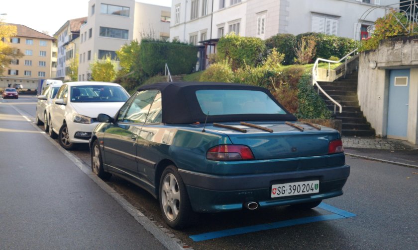 Пежо 306 кабриолет зелёный