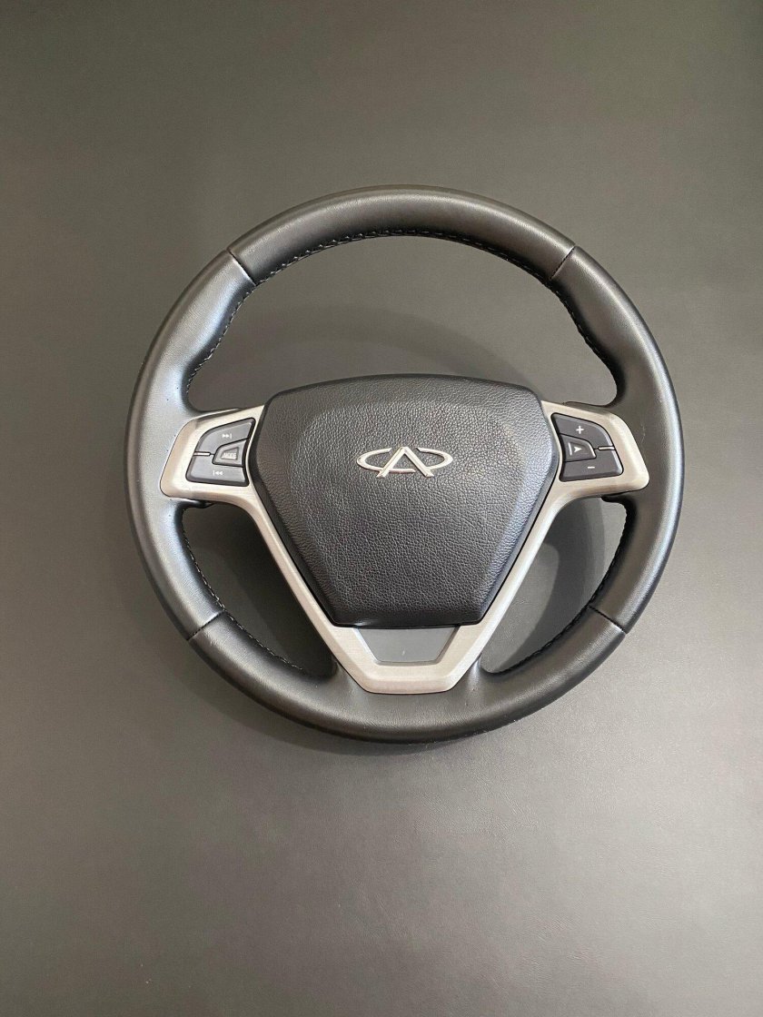 Чери Тигго значок на руле