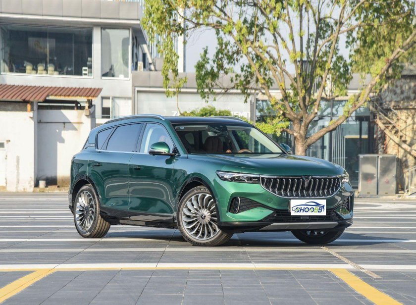 Электромобиль voyah 2022