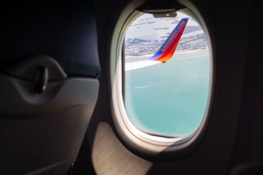 Иллюминатор Боинг 737