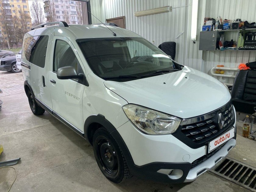 Дайхатсу Териос 2015