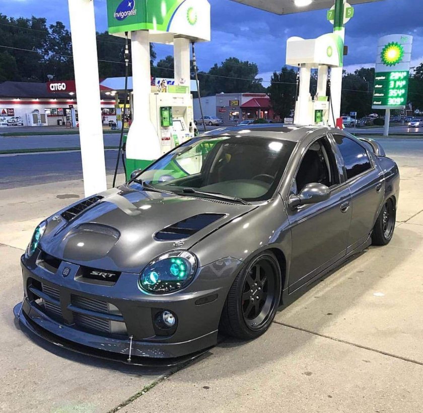 Dodge Neon 1