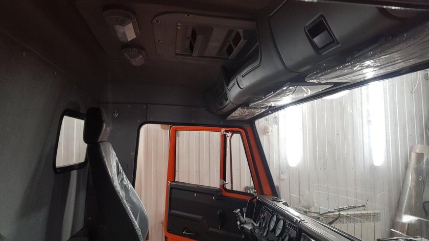 Обшивка кабины низкая со спальником 5410-5702010