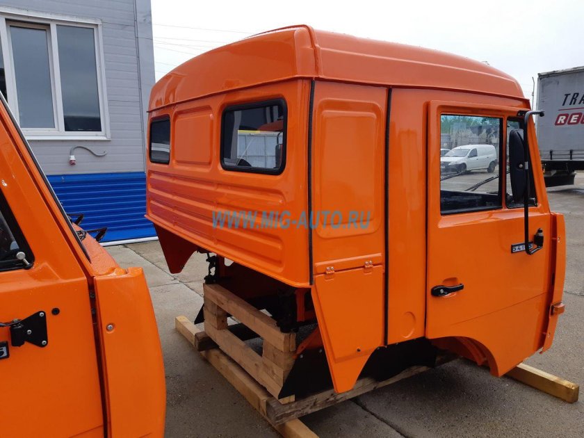 Кабина КАМАЗ 54105-5000011