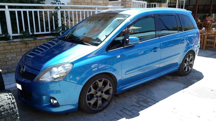 Опель Зафира OPC