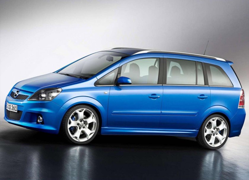 Opel Zafira OPC