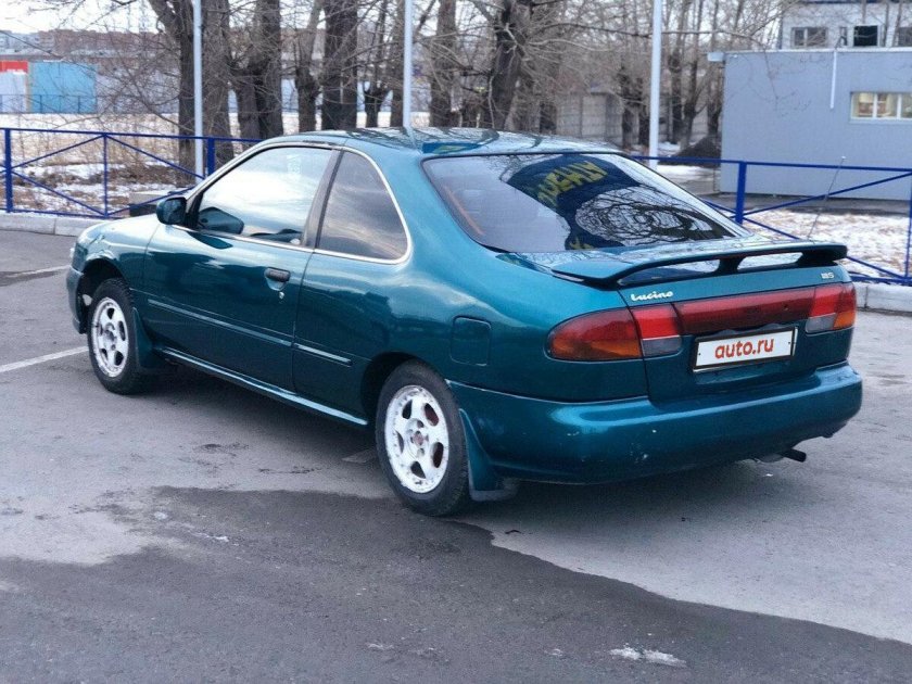 Nissan Lucino 1998
