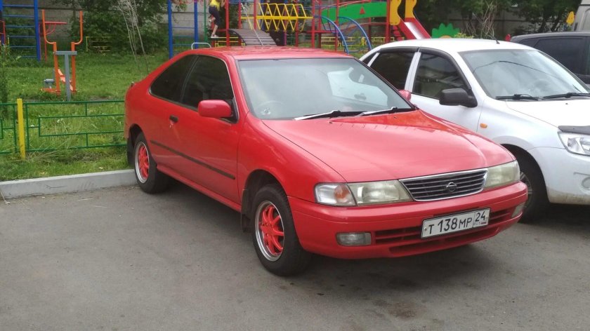 Nissan Lucino Coupe