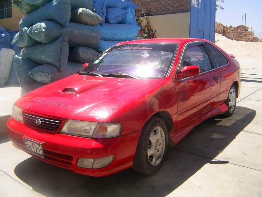 Ниссан Лучино 1997