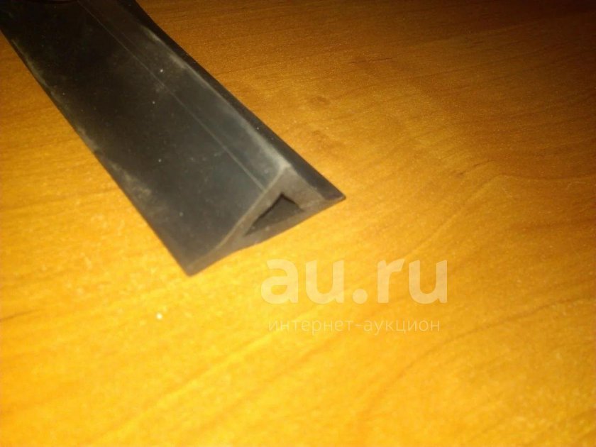 ПВХ профиль треугольный