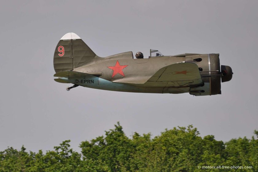 И-16 истребитель