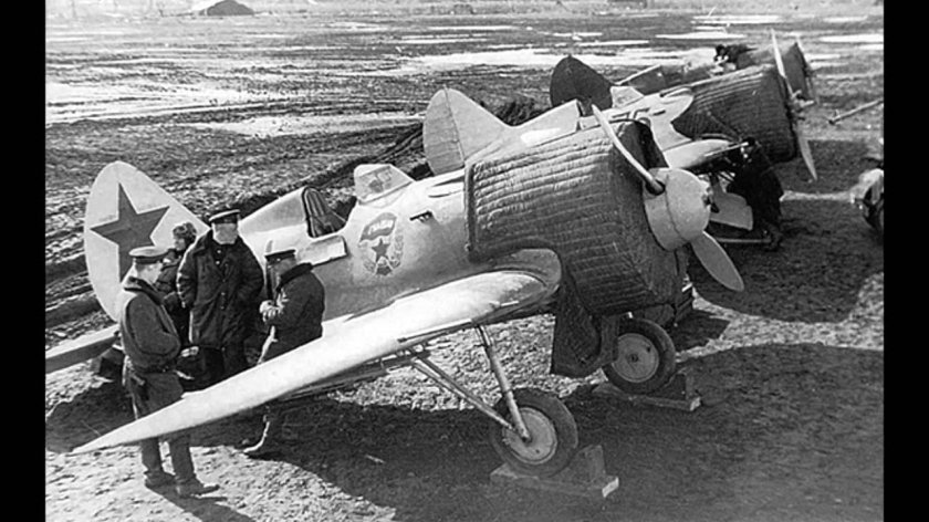 Советский истребитель и-16