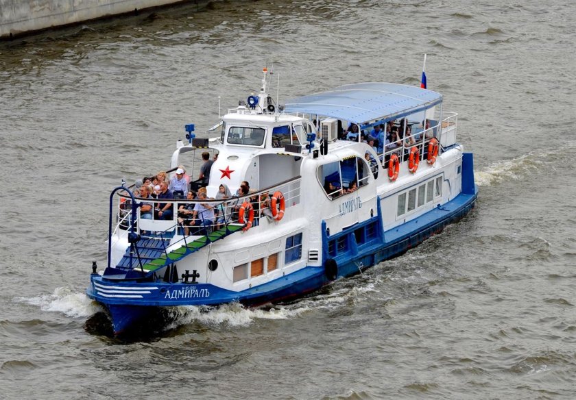 Теплоход «Адмиралъ» Тип «Москвич»