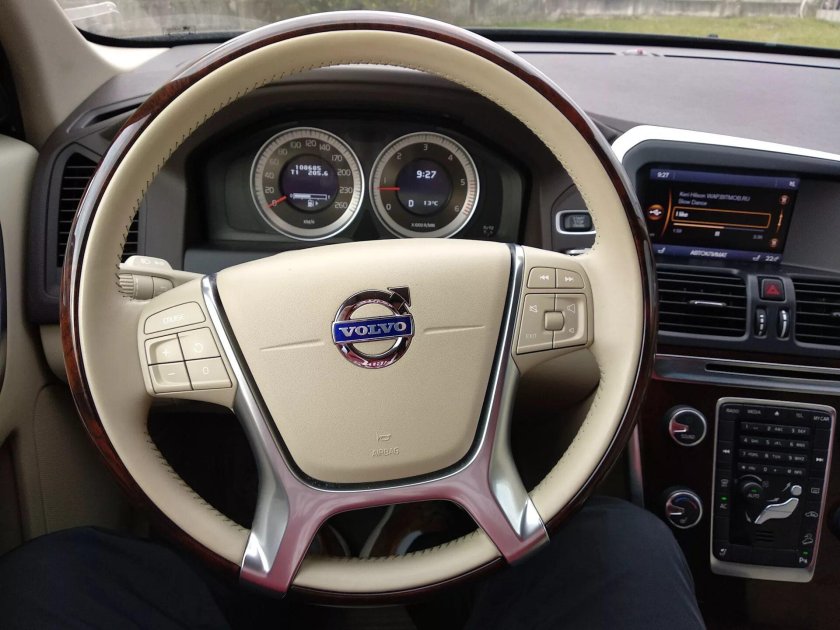 Руль Вольво хс60