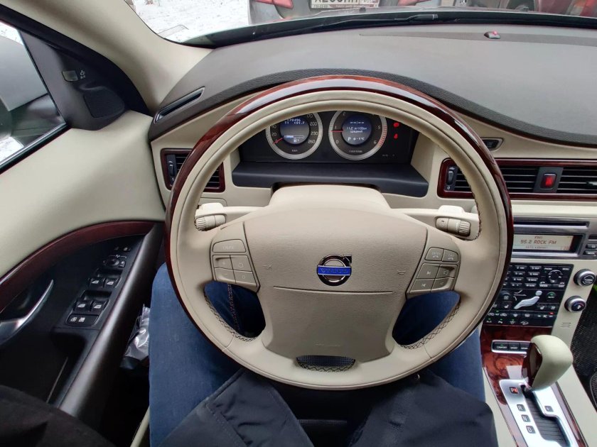 Руль Вольво хс70