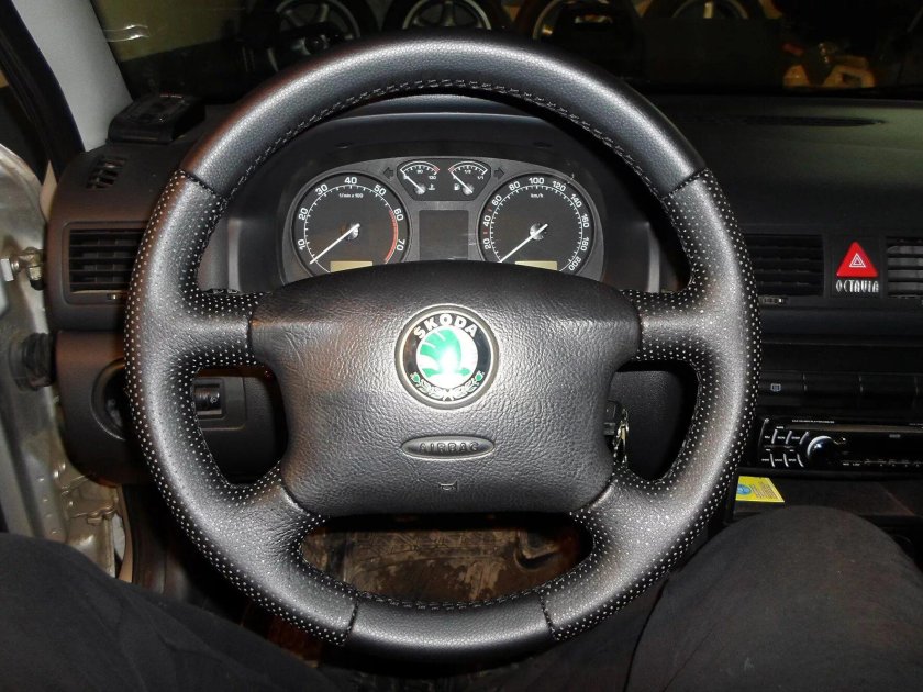 Руль Шкода Октавия а4