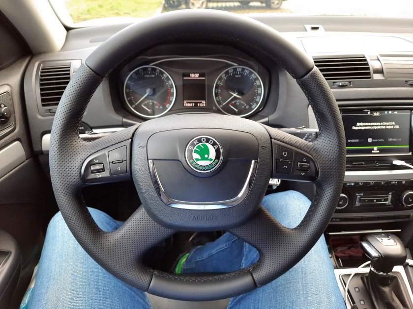 Руль Skoda Octavia RS 2008