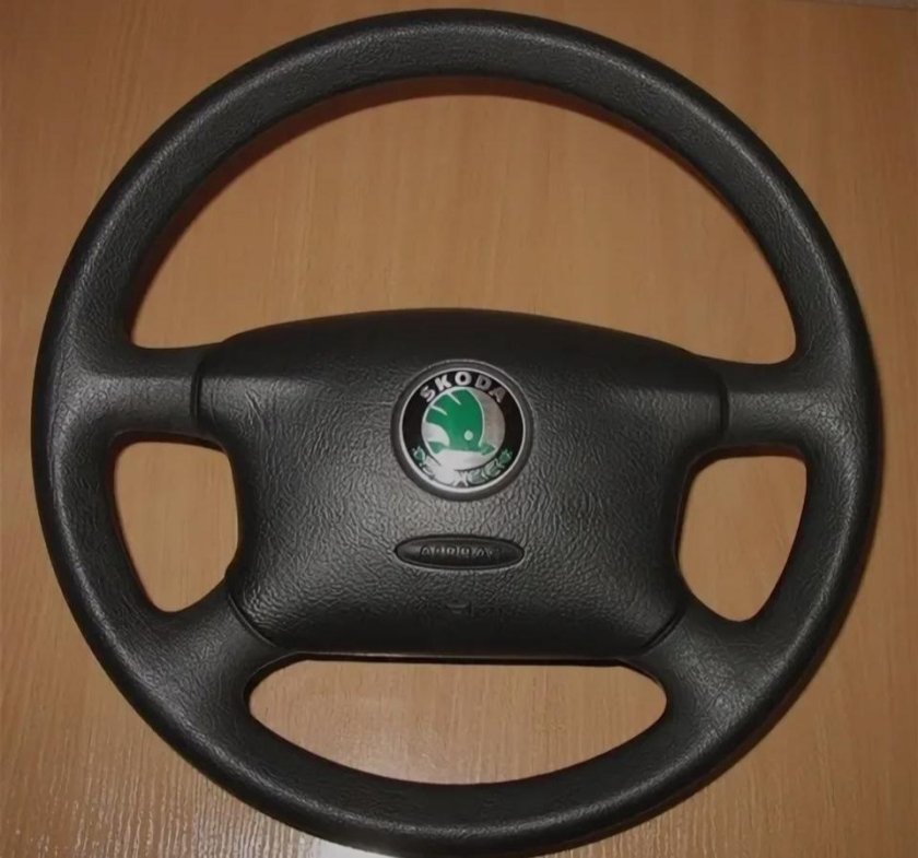 Руль Шкода Октавия тур