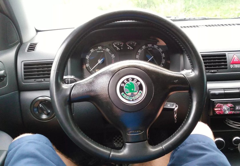 Руль Шкода Октавия а4