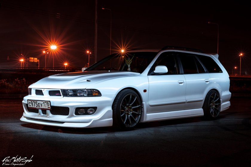 Mitsubishi Legnum VR-4