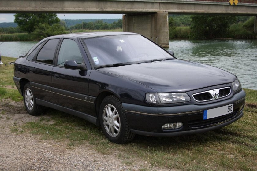 Renault Safrane 2