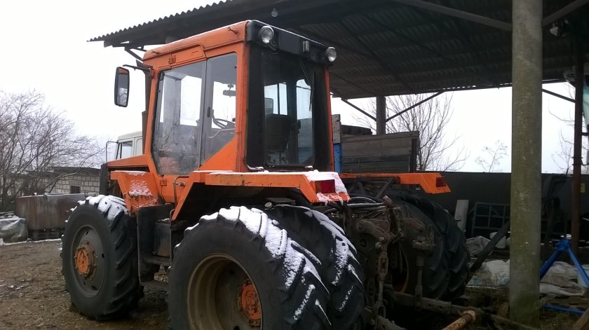 Трактор ЛТЗ 155