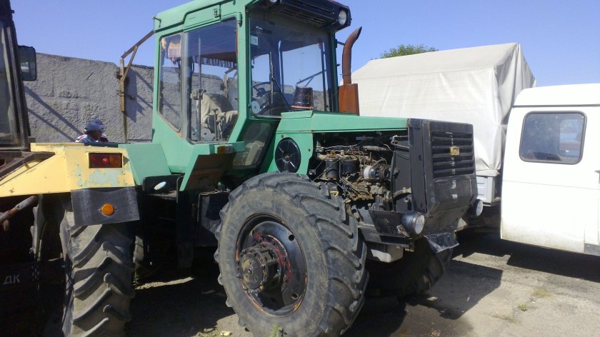 Трактор ЛТЗ 155