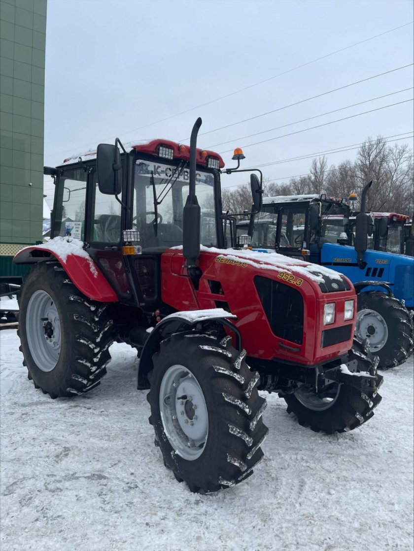 Трактор Беларус 952.3