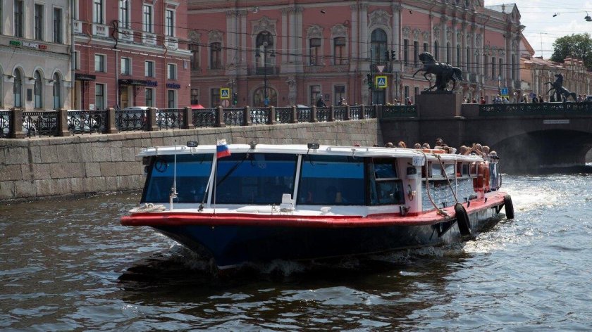 Речная навигация в Санкт-Петербурге 2022