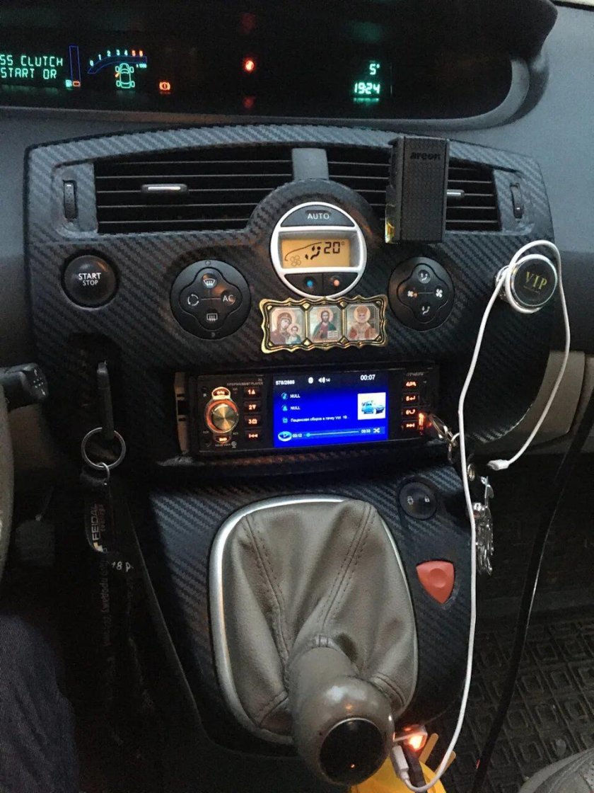 Тюнинг салона Сценик 2