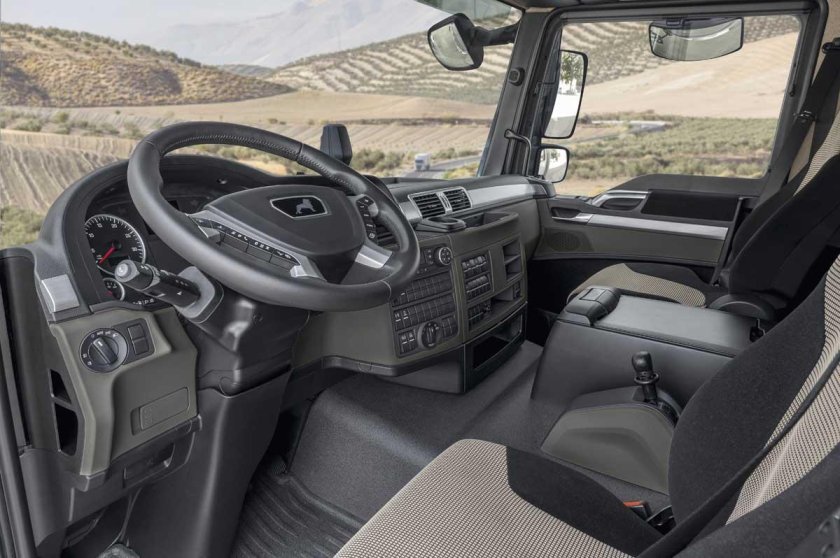 Man TGM 18.250 кабина