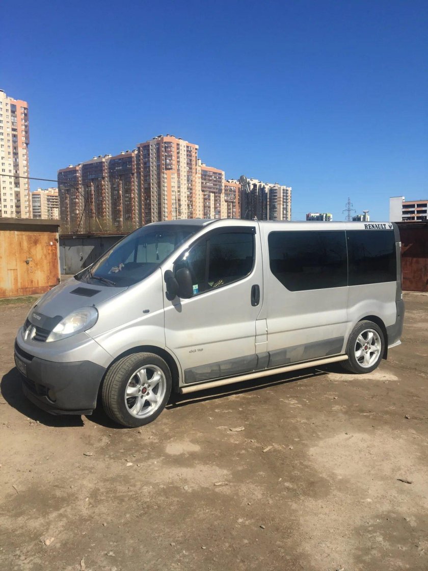Рено трафик на r18