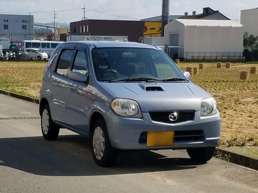 Mazda Laputa 2002