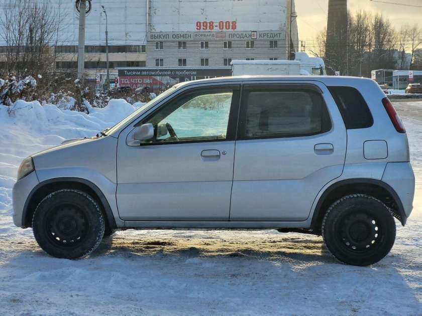 Suzuki Ignis 2004