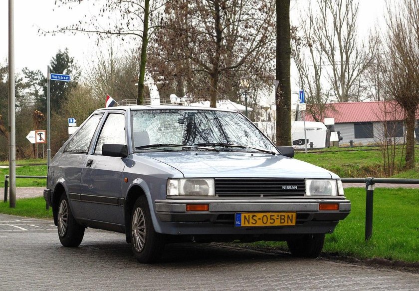 Ниссан черри 1985