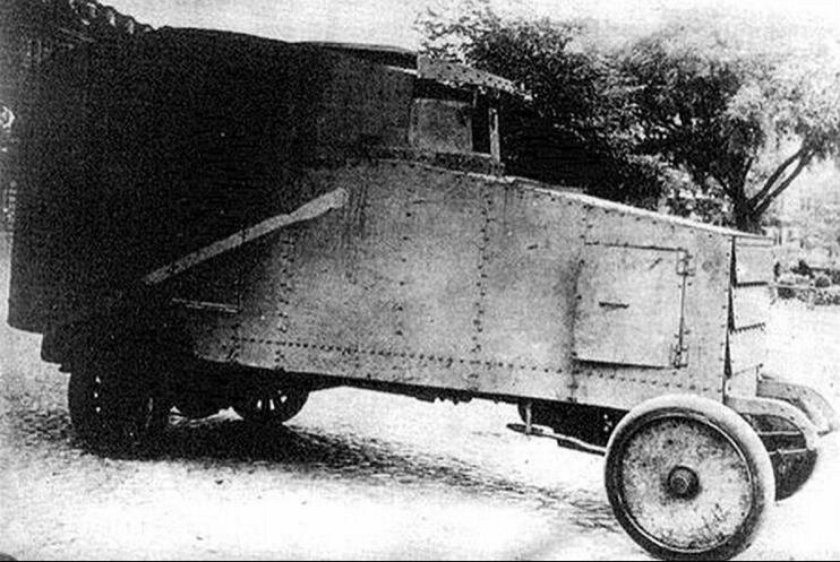 Бронеавтомобиль Руссо-Балт