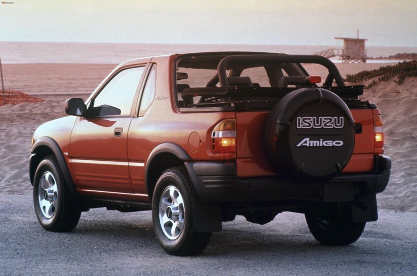 Внедорожник Исузу Амиго