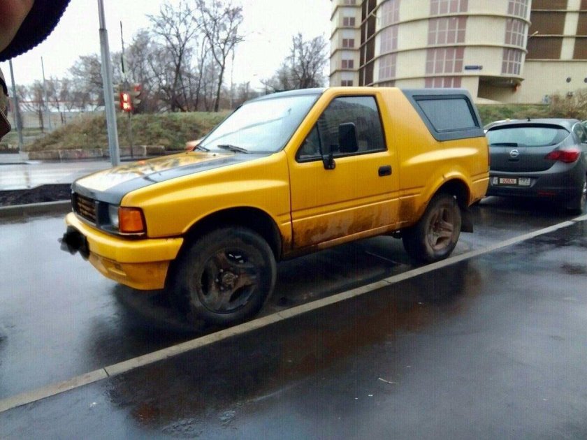 Внедорожник Исузу Амиго