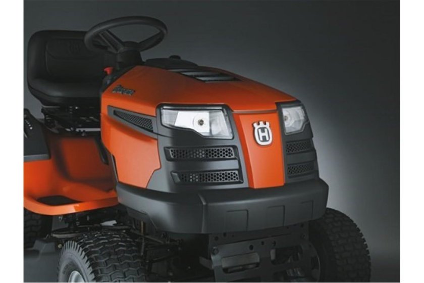 Трактор Хускварна ТС 138