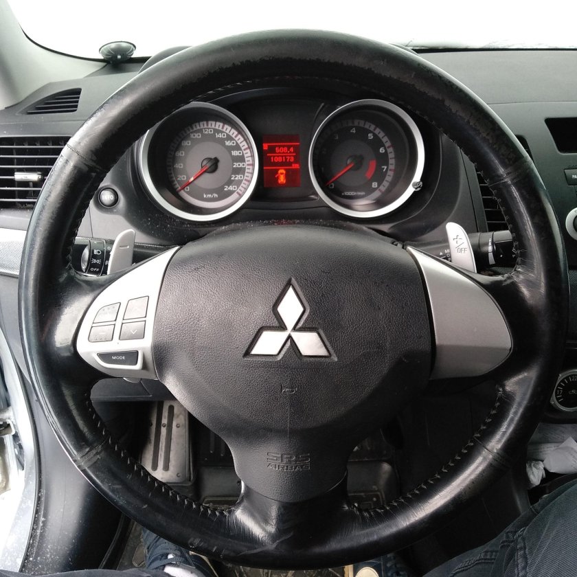 Руль Mitsubishi Lancer 10