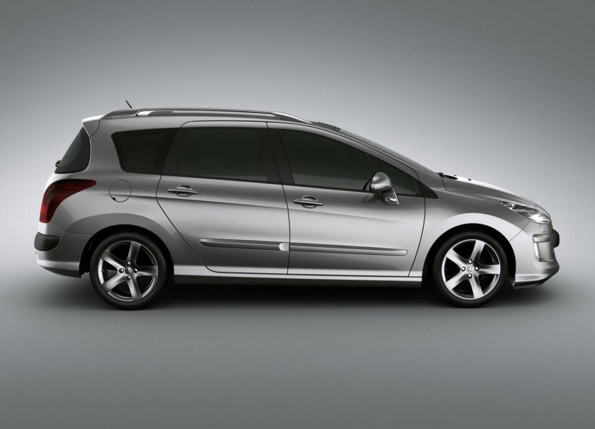 Пежо 308 св универсал