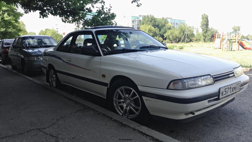 Mazda 626 Coupe