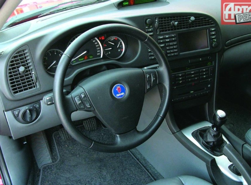 Saab 9-3 2002 салон